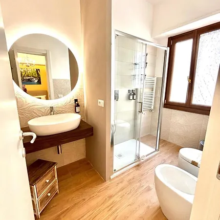 Mami Vatican St Peters 招待所 4*