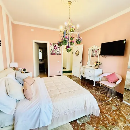 Mami Vatican St Peters 招待所 4*